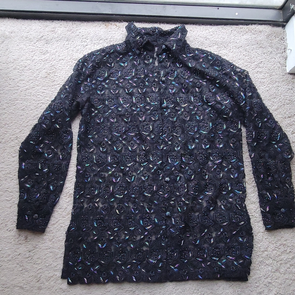 VintagecBlack Long Sleeve Lace Top with Iridescent Accents